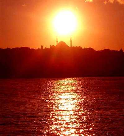  Turkey: Istanbul  a History