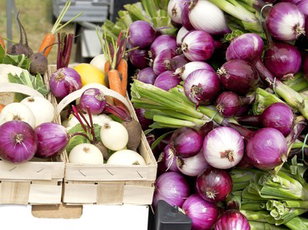 Mixed Food and Drink: Leeky Onions