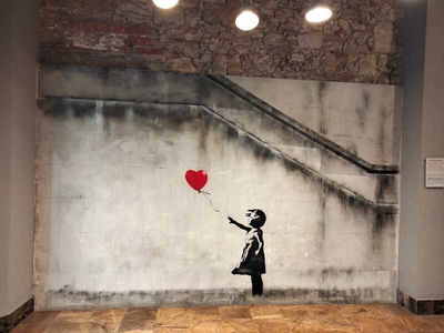 Art Techniques: Off The Wall