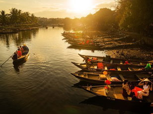  Asian Cultures: Vietnam Ease