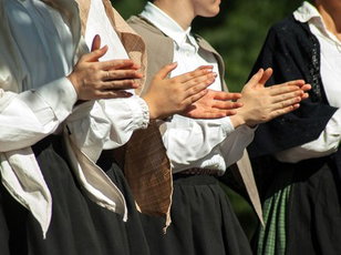 Synonyms and Antonyms for Kids: Synonym Shuffle  Praise
